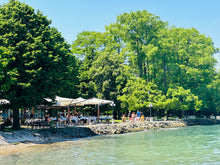 Carica l'immagine nel visualizzatore di Gallery, Esperienza "Brindisi sul lago" - voucher regalo