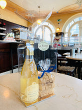 Carica l'immagine nel visualizzatore di Gallery, Confezione regalo - vino passito e cantucci alle mandorle