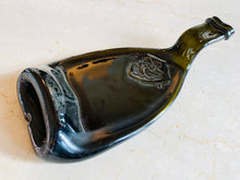 Carica l'immagine nel visualizzatore di Gallery, Bottiglia schiacciata Ca' dei Frati