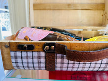 Carica l'immagine nel visualizzatore di Gallery, Bauletto - vini e passito