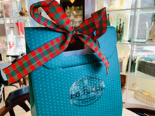 Carica l'immagine nel visualizzatore di Gallery, Confezione regalo - bottiglie di vino