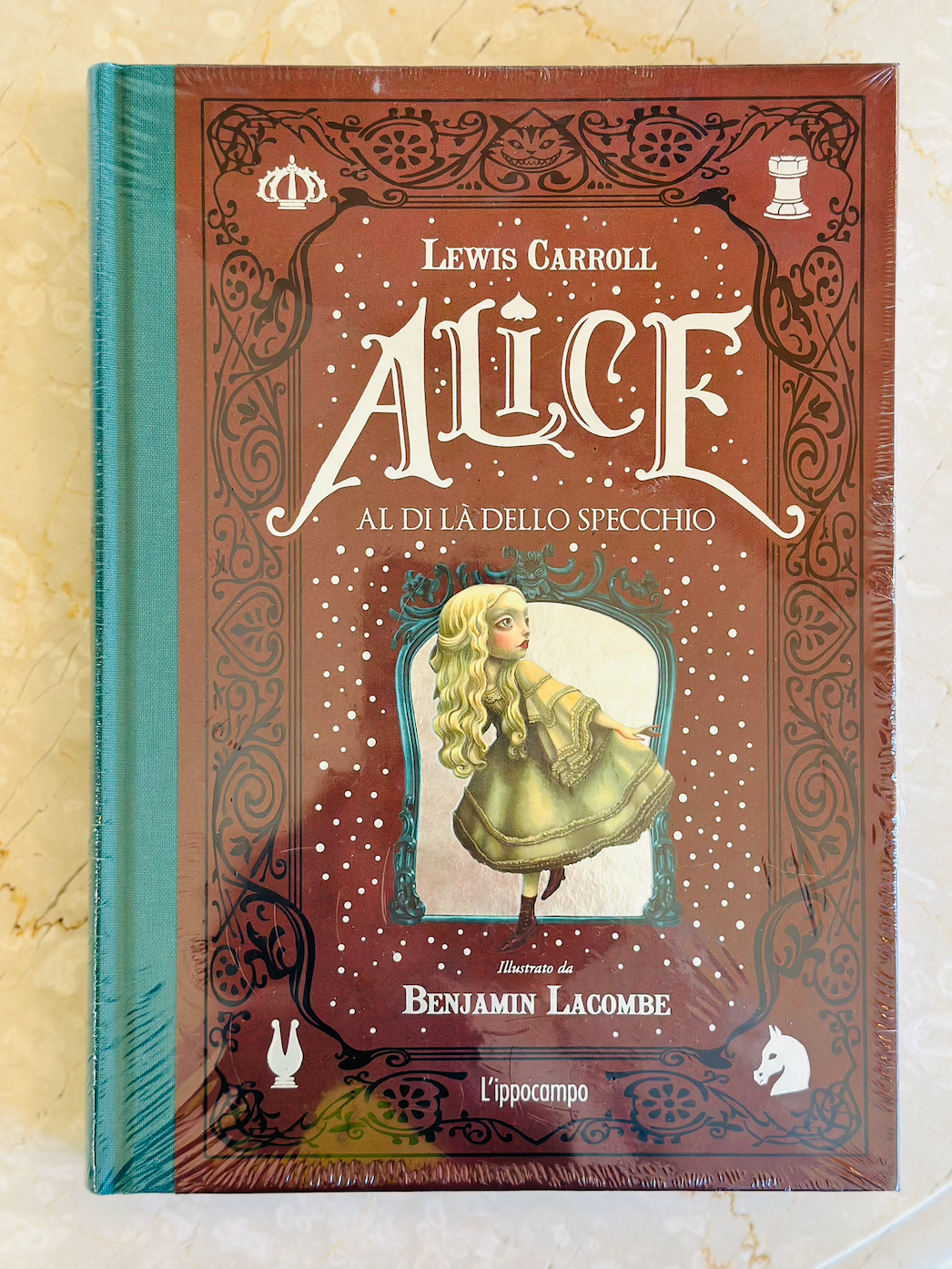 Libro: Alice al di là dello specchio