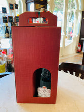 Carica l&#39;immagine nel visualizzatore di Gallery, Confezione regalo con bottiglie di vino
